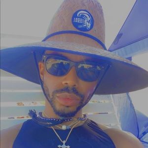 Meet your Posher, Kerry d.